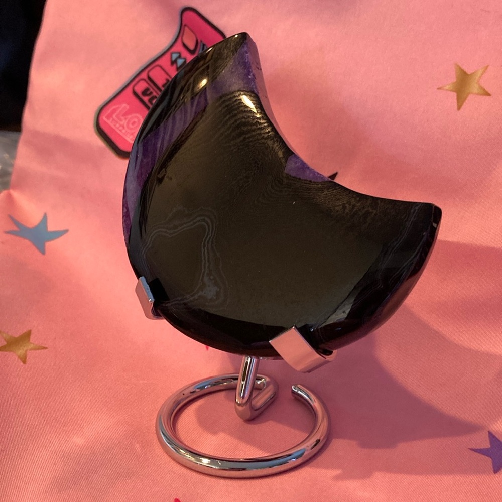 Black and Purple Sardonyx Moon. NWOT Weight is .237 kg. 4” Long x 2 1/2” Weight